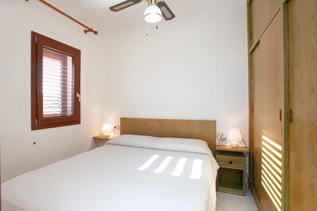 iknosholidaysapartments-limbara-1